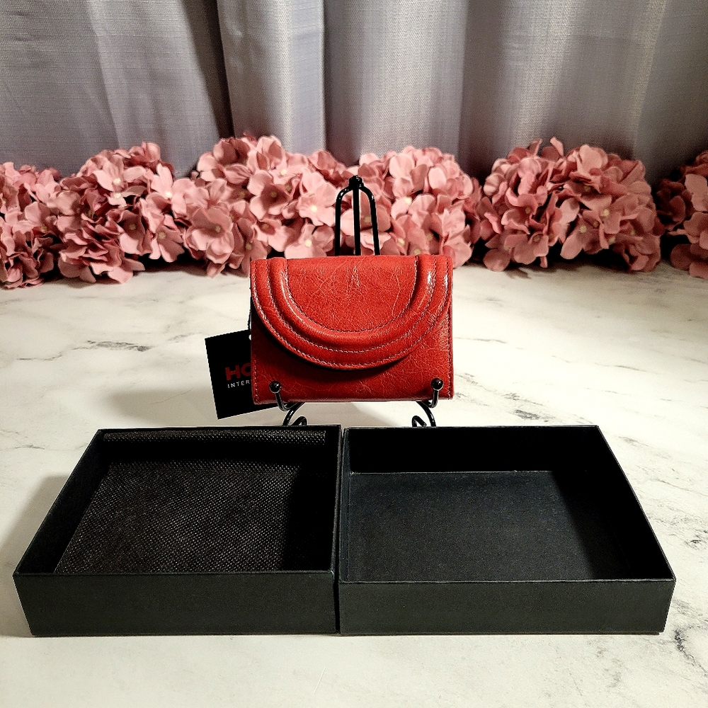 NIB RARE HOBO Int'l 'Fifi' Rouge Leather Mini Wallet - Picture 3 of 7
